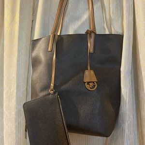 Michael Kors Tote